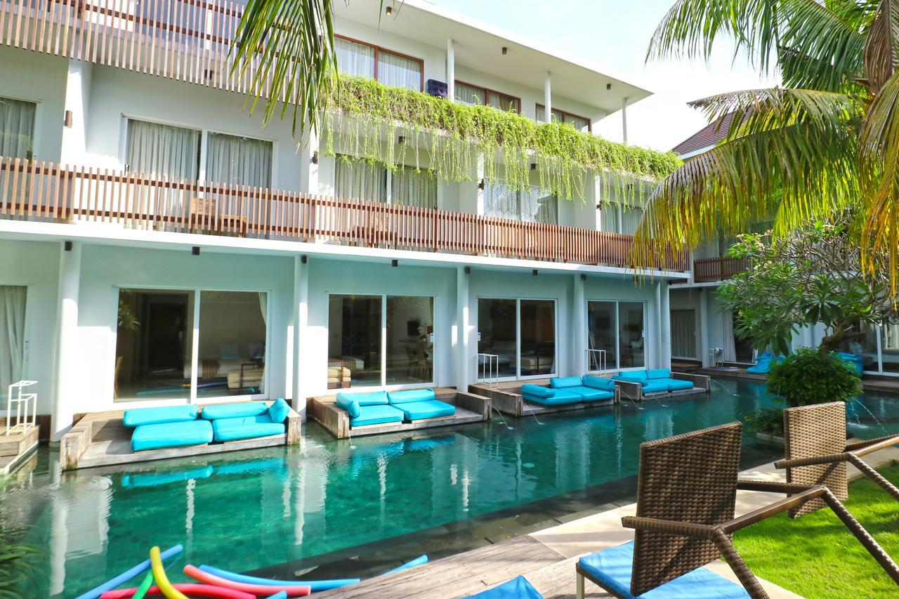 Aquarius Star Hotel Kuta  Exterior photo