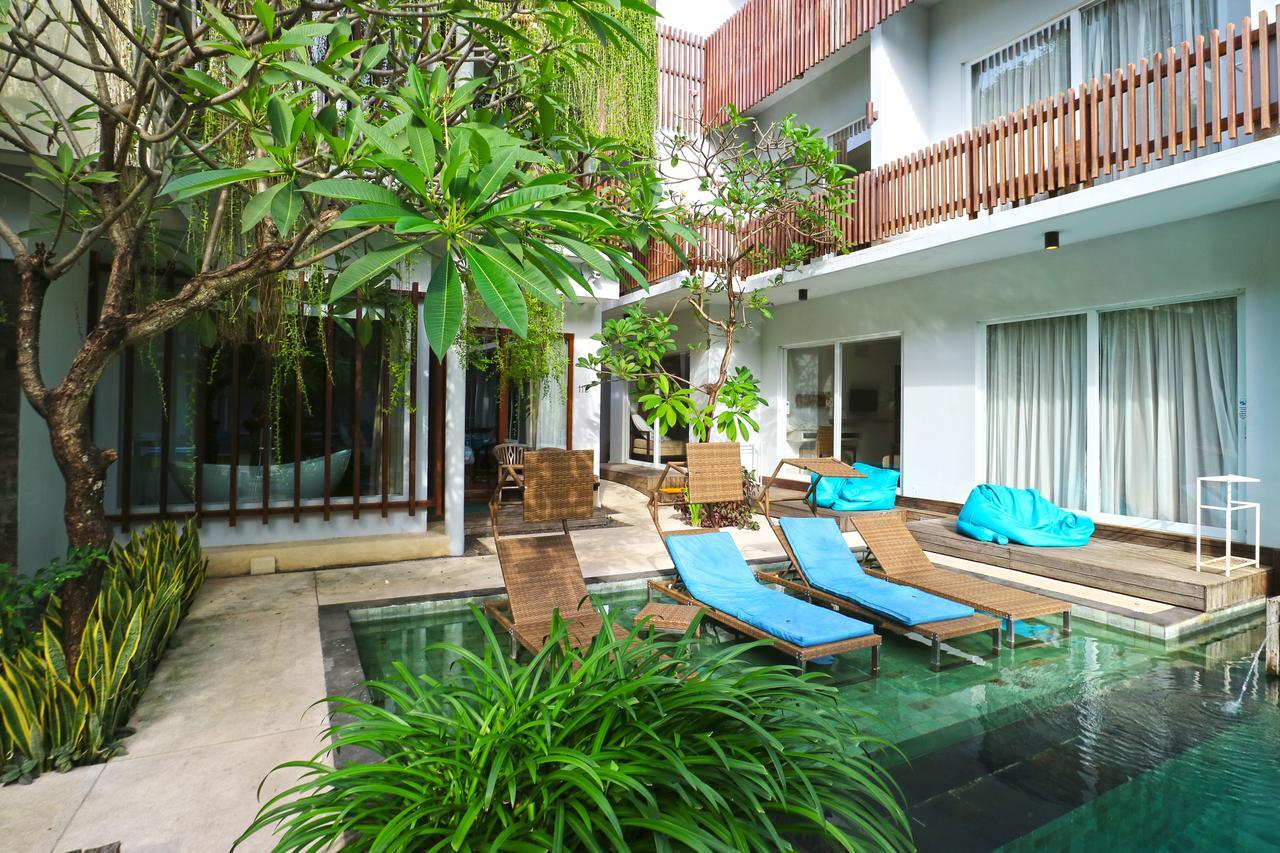 Aquarius Star Hotel Kuta  Exterior photo